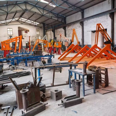 Foundry Manipulator: Proses kerja dalam bengkel